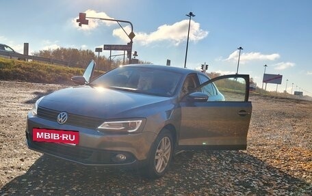 Volkswagen Jetta VII, 2012 год, 1 150 000 рублей, 2 фотография
