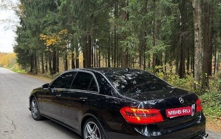 Mercedes-Benz E-Класс, 2010 год, 1 200 000 рублей, 4 фотография