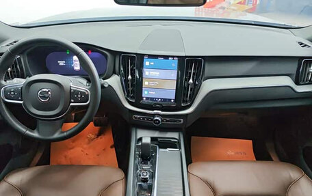 Volvo XC60 II, 2023 год, 4 155 720 рублей, 7 фотография