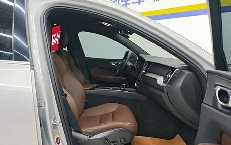 Volvo XC60 II, 2023 год, 4 155 720 рублей, 9 фотография