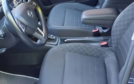 Skoda Rapid I, 2017 год, 1 300 000 рублей, 7 фотография