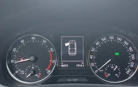 Skoda Rapid I, 2017 год, 1 300 000 рублей, 20 фотография