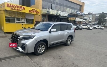 Toyota Land Cruiser Prado 150 рестайлинг, 2014 год, 3 850 000 рублей, 3 фотография