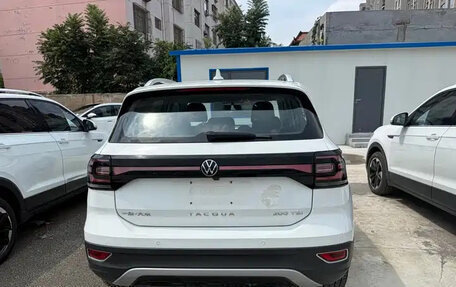 Volkswagen T-Cross I, 2023 год, 1 245 000 рублей, 6 фотография