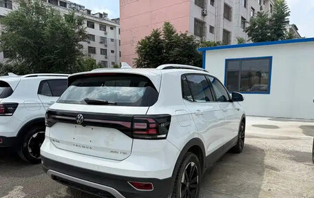 Volkswagen T-Cross I, 2023 год, 1 245 000 рублей, 8 фотография