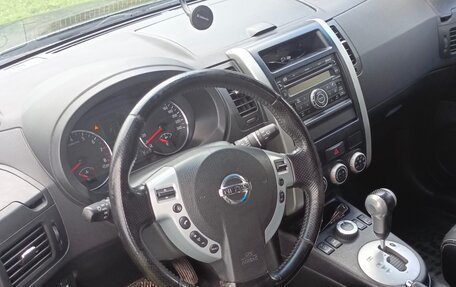Nissan X-Trail, 2011 год, 1 300 000 рублей, 13 фотография