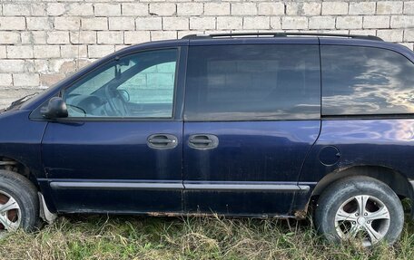 Chrysler Voyager III, 1999 год, 50 000 рублей, 3 фотография