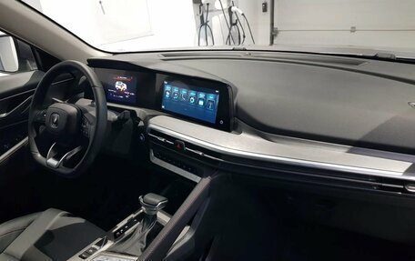 Changan CS35 Plus, 2024 год, 1 799 000 рублей, 13 фотография