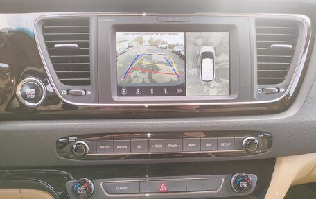 KIA Carnival III, 2019 год, 3 050 000 рублей, 10 фотография
