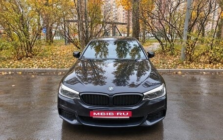 BMW 5 серия, 2020 год, 2 850 000 рублей, 2 фотография