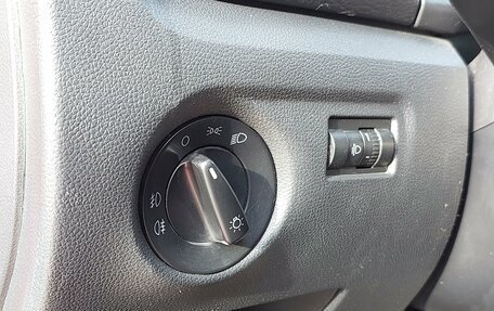 Skoda Fabia II, 2011 год, 599 000 рублей, 18 фотография