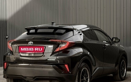 Toyota C-HR I рестайлинг, 2018 год, 2 315 000 рублей, 7 фотография