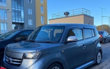 Toyota bB II рестайлинг, 2006 год, 690 000 рублей, 4 фотография