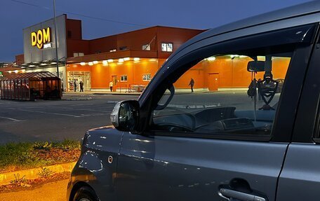 Toyota bB II рестайлинг, 2006 год, 690 000 рублей, 10 фотография