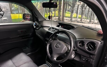 Toyota bB II рестайлинг, 2006 год, 690 000 рублей, 26 фотография