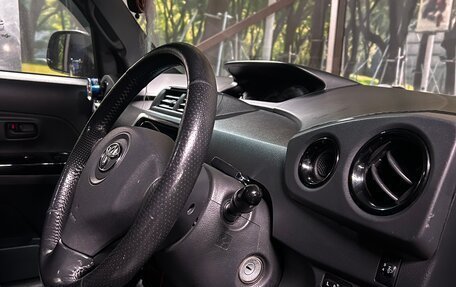 Toyota bB II рестайлинг, 2006 год, 690 000 рублей, 27 фотография