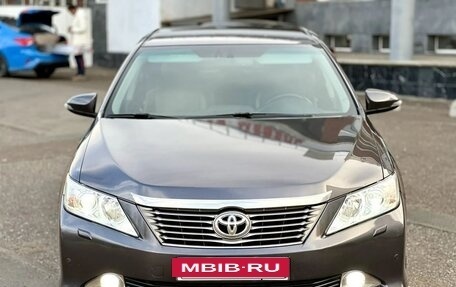 Toyota Camry, 2013 год, 1 695 000 рублей, 2 фотография