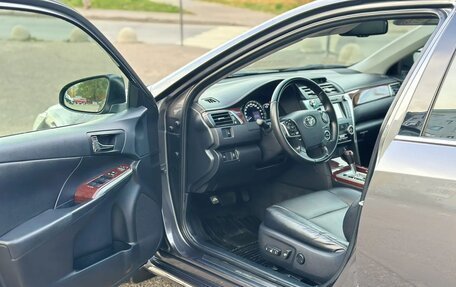 Toyota Camry, 2013 год, 1 695 000 рублей, 14 фотография