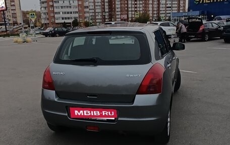 Suzuki Swift III, 2005 год, 450 000 рублей, 4 фотография