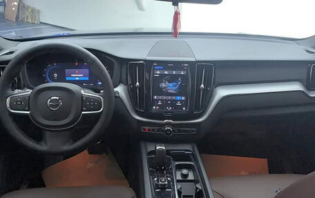 Volvo XC60 II, 2024 год, 4 350 313 рублей, 8 фотография