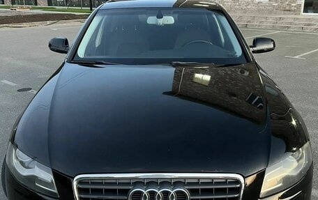 Audi A4, 2010 год, 1 050 000 рублей, 4 фотография