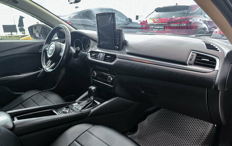 Mazda 6, 2017 год, 1 650 000 рублей, 15 фотография