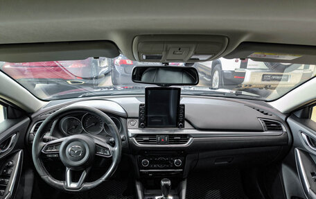 Mazda 6, 2017 год, 1 650 000 рублей, 18 фотография