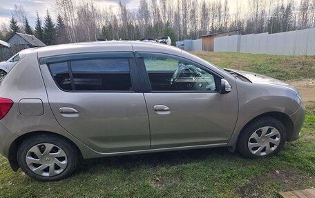 Renault Sandero II рестайлинг, 2018 год, 550 000 рублей, 2 фотография