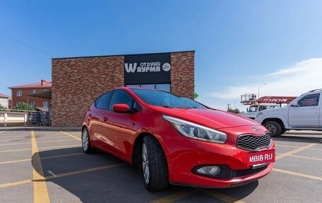 KIA cee'd III, 2015 год, 1 218 000 рублей, 11 фотография