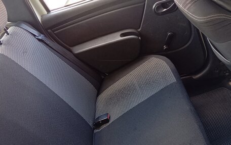 Renault Logan I, 2013 год, 350 000 рублей, 8 фотография