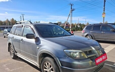 Mitsubishi Outlander III рестайлинг 3, 2004 год, 420 000 рублей, 4 фотография