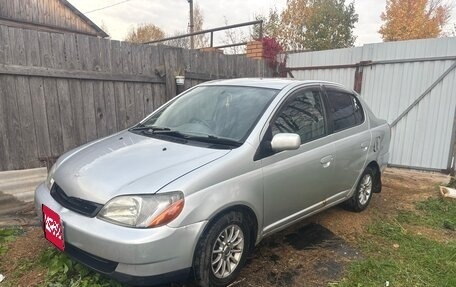 Toyota Platz, 2000 год, 180 000 рублей, 1 фотография