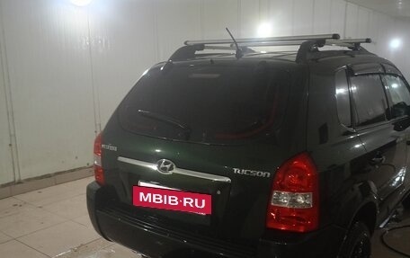 Hyundai Tucson III, 2006 год, 650 000 рублей, 3 фотография
