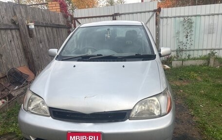 Toyota Platz, 2000 год, 180 000 рублей, 7 фотография