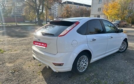 Ford Focus II рестайлинг, 2011 год, 700 000 рублей, 3 фотография