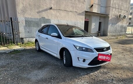 Ford Focus II рестайлинг, 2011 год, 700 000 рублей, 2 фотография
