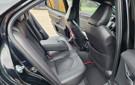 Toyota Camry, 2022 год, 4 490 000 рублей, 10 фотография