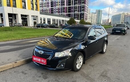 Chevrolet Cruze II, 2013 год, 930 000 рублей, 2 фотография
