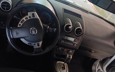 Nissan Qashqai, 2011 год, 899 000 рублей, 2 фотография