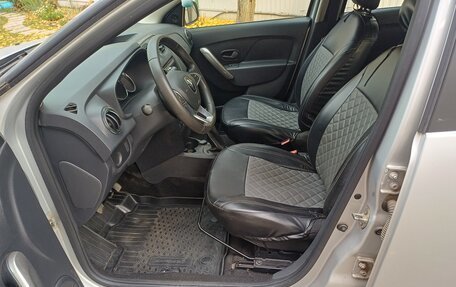 Renault Sandero II рестайлинг, 2018 год, 1 010 000 рублей, 19 фотография