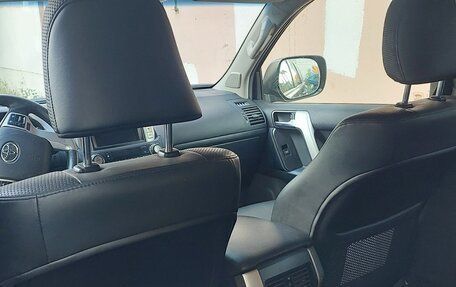 Toyota Land Cruiser Prado 150 рестайлинг, 2013 год, 2 900 000 рублей, 12 фотография