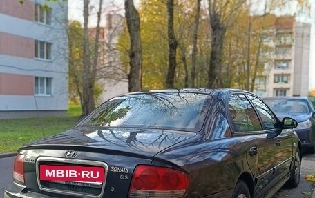Hyundai Sonata IV рестайлинг, 2005 год, 225 000 рублей, 2 фотография