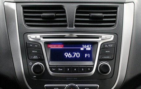 Hyundai Solaris II рестайлинг, 2014 год, 870 000 рублей, 11 фотография