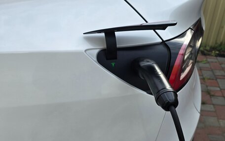 Tesla Model Y I, 2020 год, 3 700 000 рублей, 5 фотография