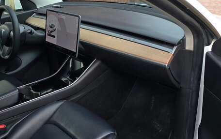 Tesla Model Y I, 2020 год, 3 700 000 рублей, 2 фотография