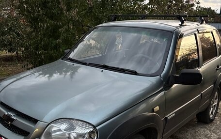 Chevrolet Niva I рестайлинг, 2006 год, 350 000 рублей, 3 фотография