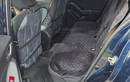Mazda Axela, 2015 год, 1 350 000 рублей, 13 фотография