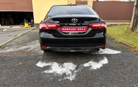 Toyota Camry, 2021 год, 2 500 000 рублей, 7 фотография