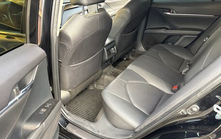 Toyota Camry, 2021 год, 2 500 000 рублей, 19 фотография