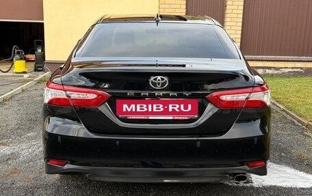 Toyota Camry, 2021 год, 2 500 000 рублей, 10 фотография